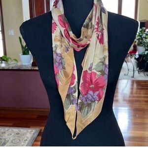 Liz Claiborne Scarf 6 x 66